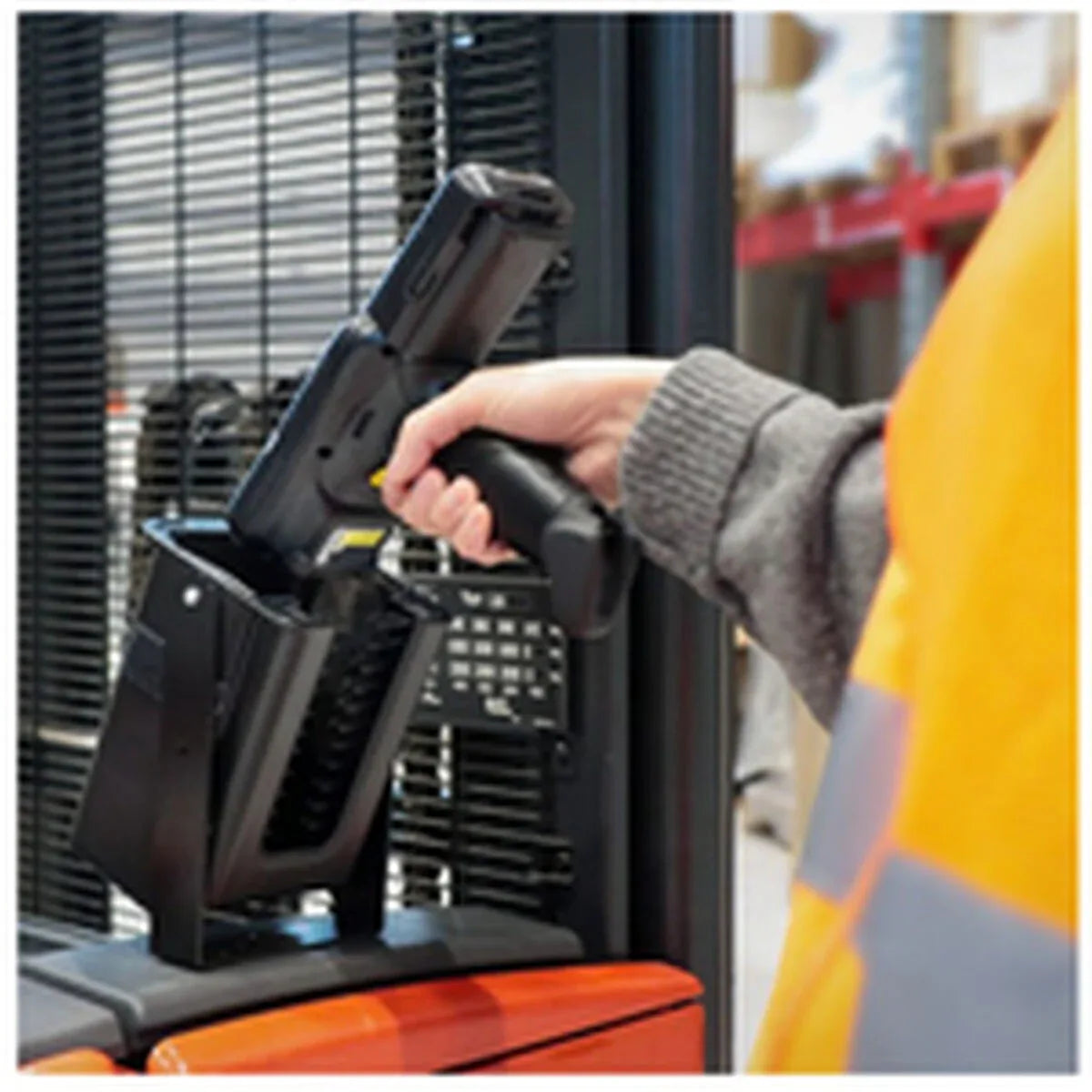 V5H88F1EA2DFBC054C2BA12E47A1E6A305FR5717284P3