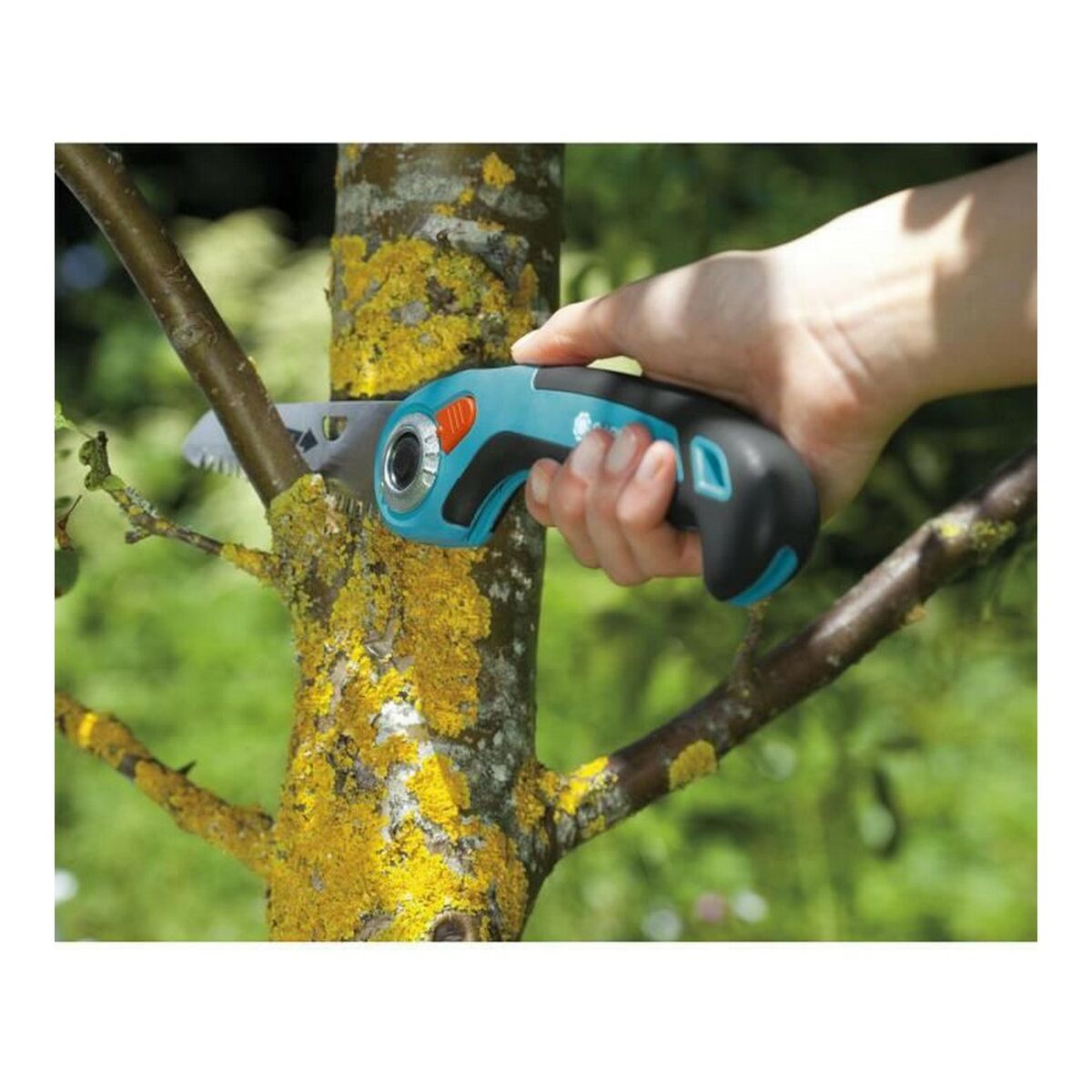 V8H98B8B0F7676CAD0521DEDF0D4322E0CAR3432370P4